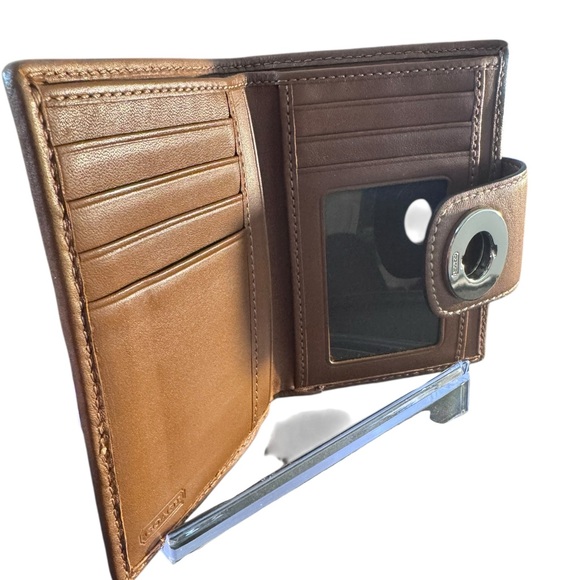 Coach Tan and Brown Signature Wallet NWOT - Picture 7 of 9